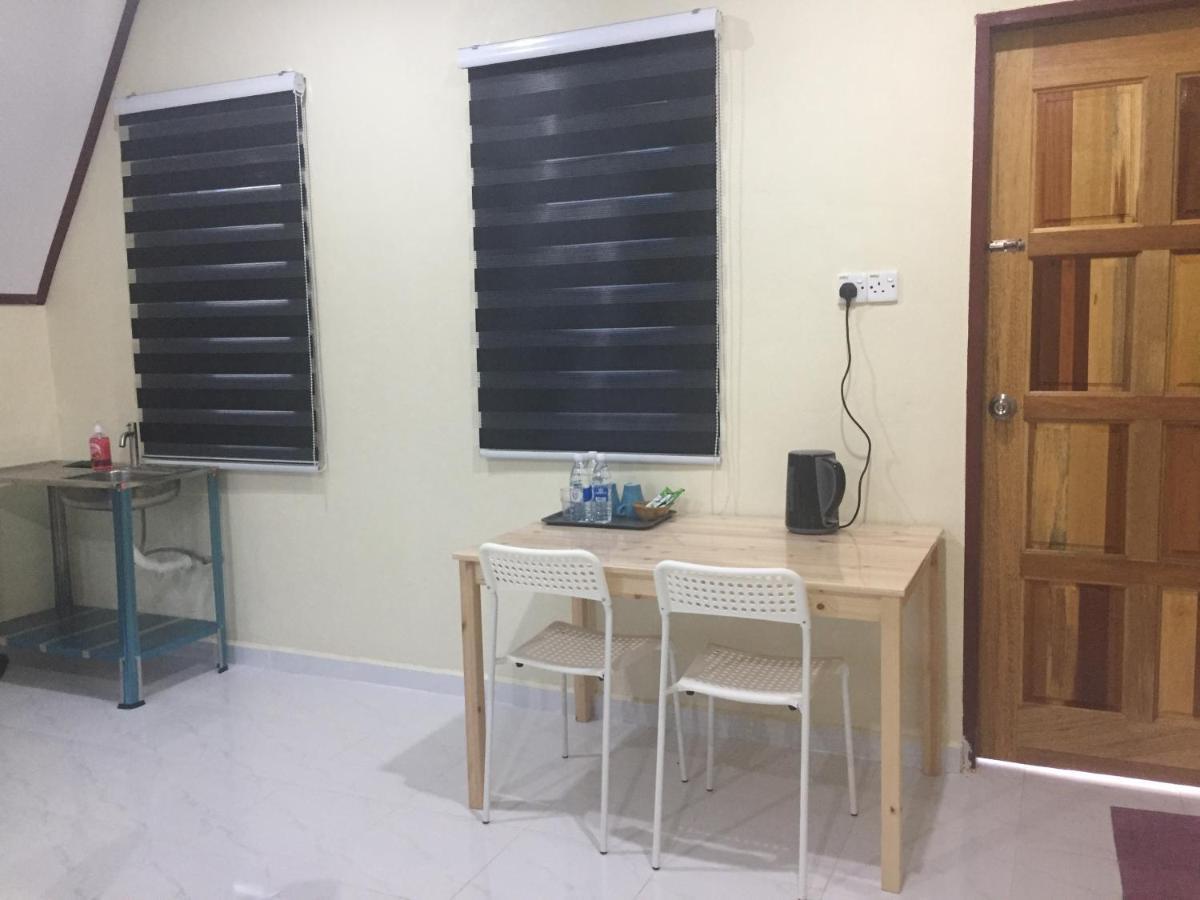 Zainab Cottage Pasir Puteh Kültér fotó