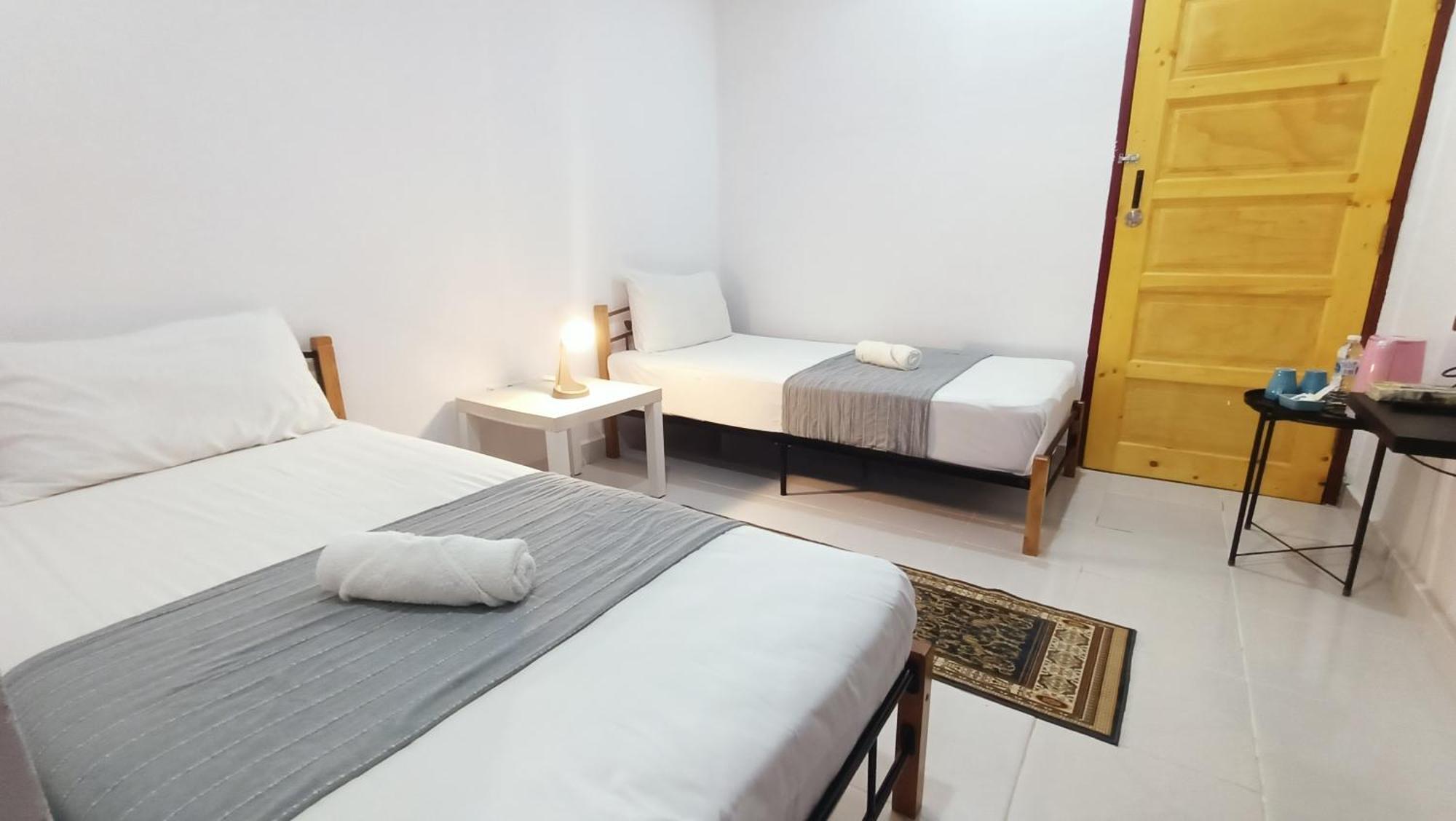 Zainab Cottage Pasir Puteh Szoba fotó