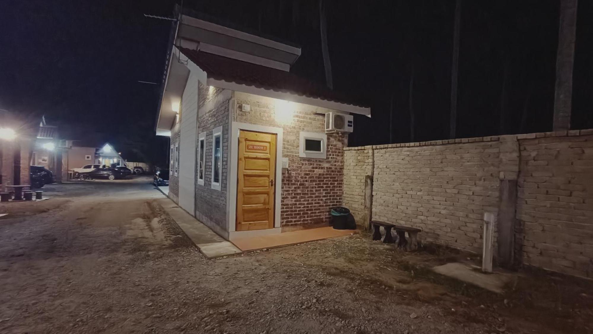 Zainab Cottage Pasir Puteh Szoba fotó