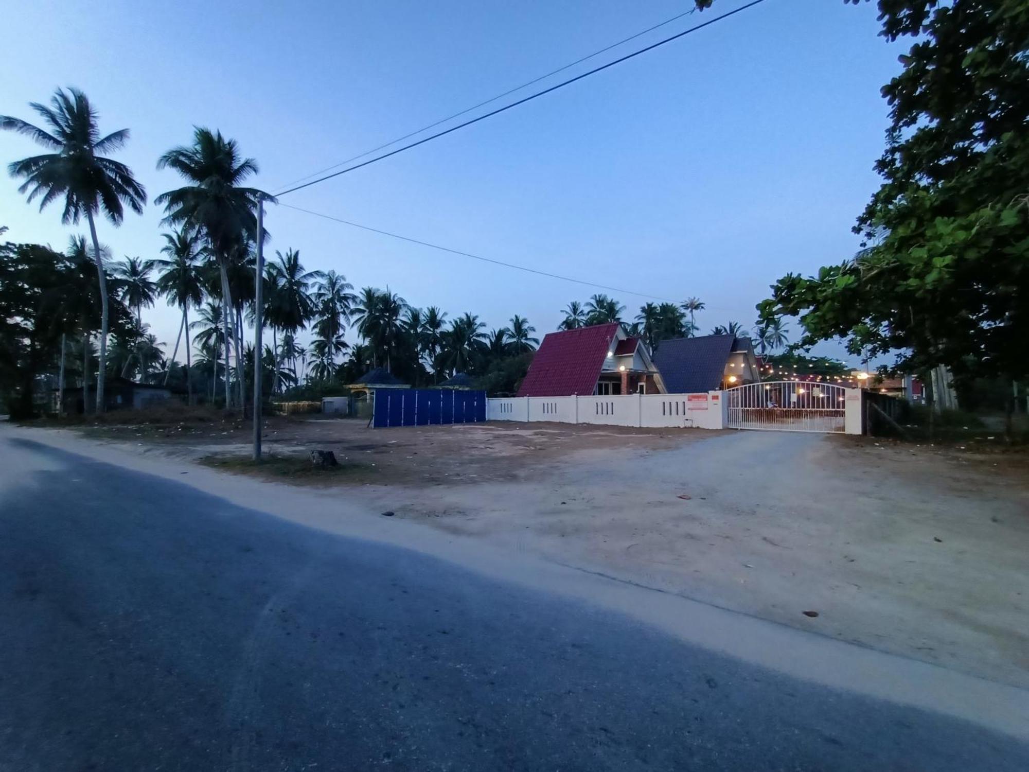 Zainab Cottage Pasir Puteh Kültér fotó