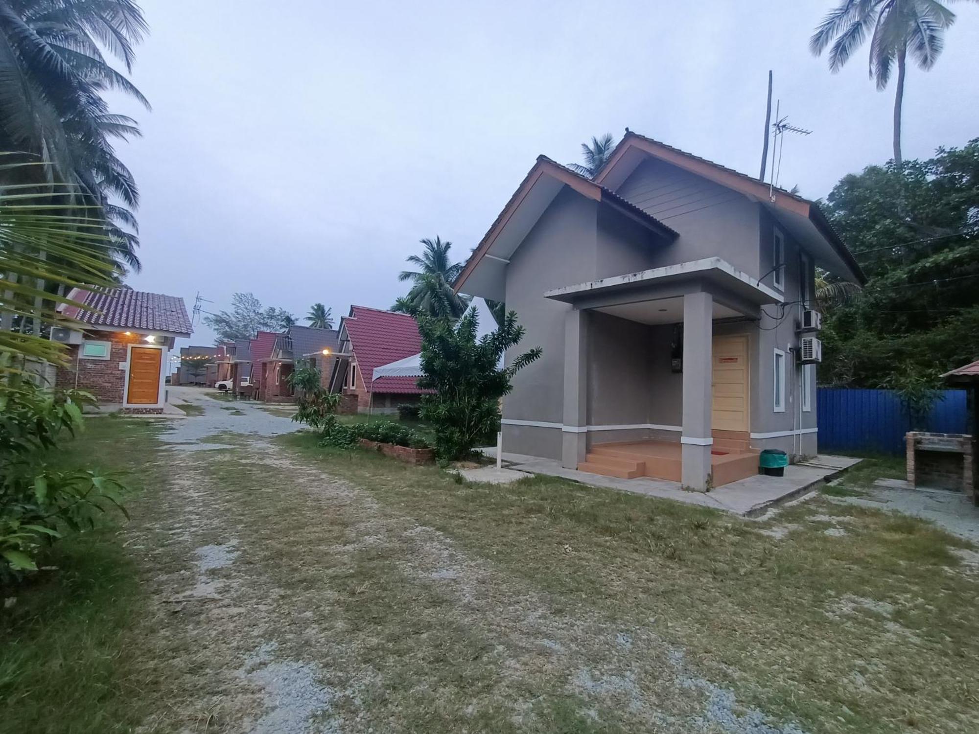 Zainab Cottage Pasir Puteh Kültér fotó